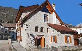 Apartment Albergo Diffuso - Cjasa Ustin-1 By Interhome
